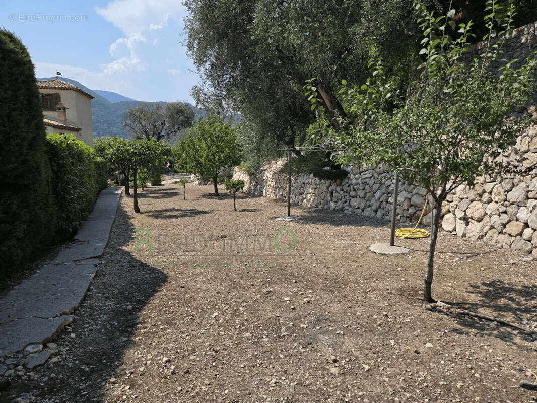 Maison à SAINT-MARTIN-DU-VAR