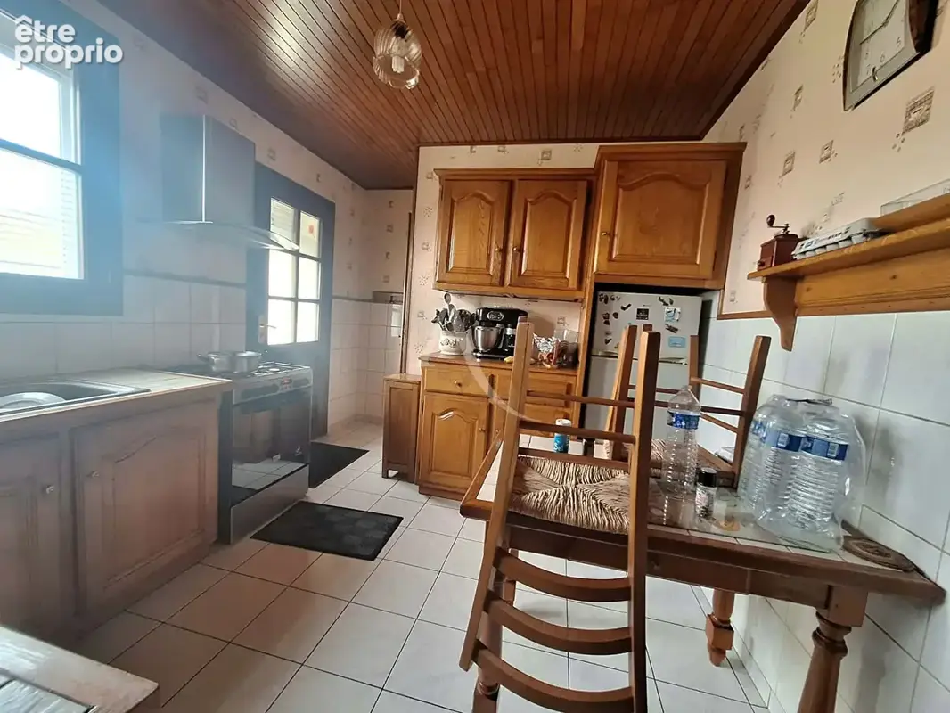 Maison Rue, proche du centre-ville, 3 chambres - photo 5