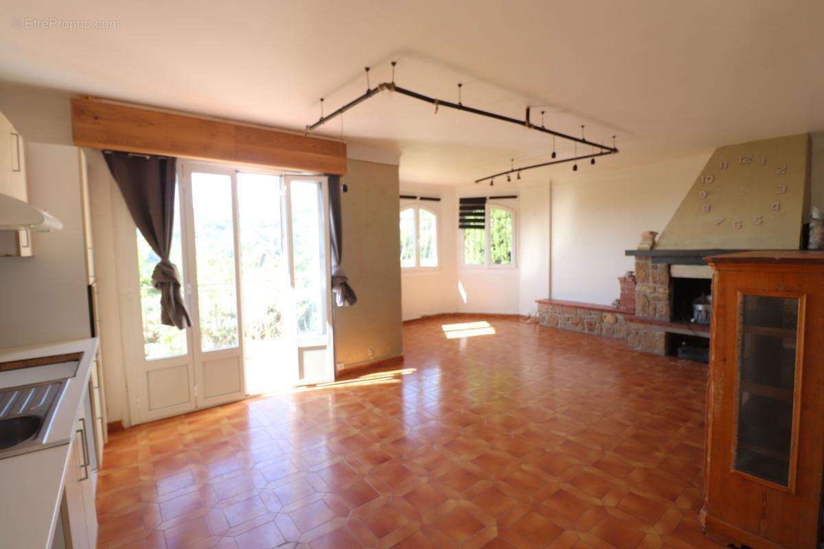 Appartement à SAINTE-AGNES