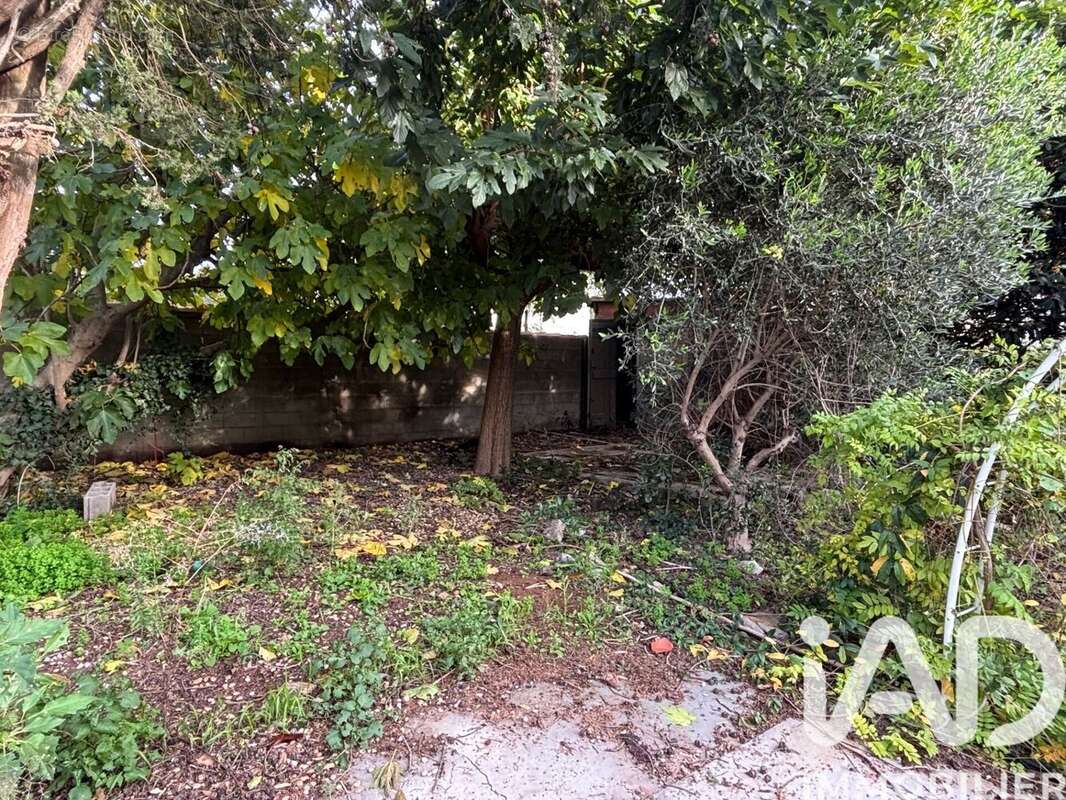 Photo 2 - Terrain à MONTEUX