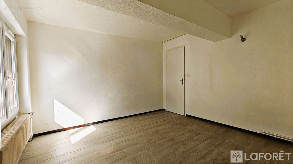 ** appartement type 3 - embrun - 3 pièces - photo 7