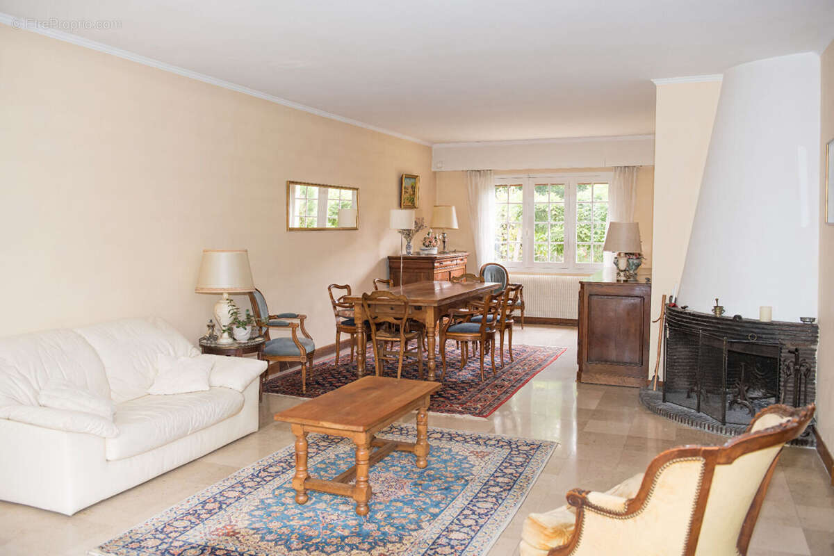 Maison à MARLY-LE-ROI