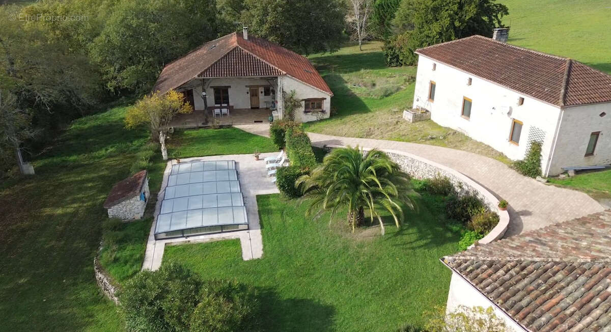 Maison à PENNE-D&#039;AGENAIS