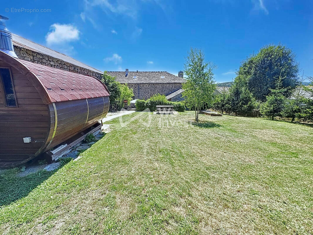Maison à CHATEAUNEUF-DE-RANDON