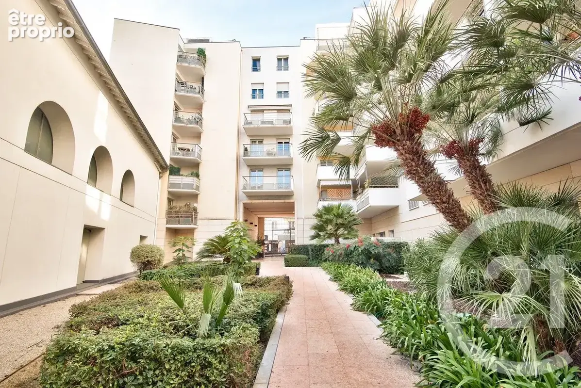 Appartement 3 pièces 74 m² à vendre à Antibes (06600) - photo 10