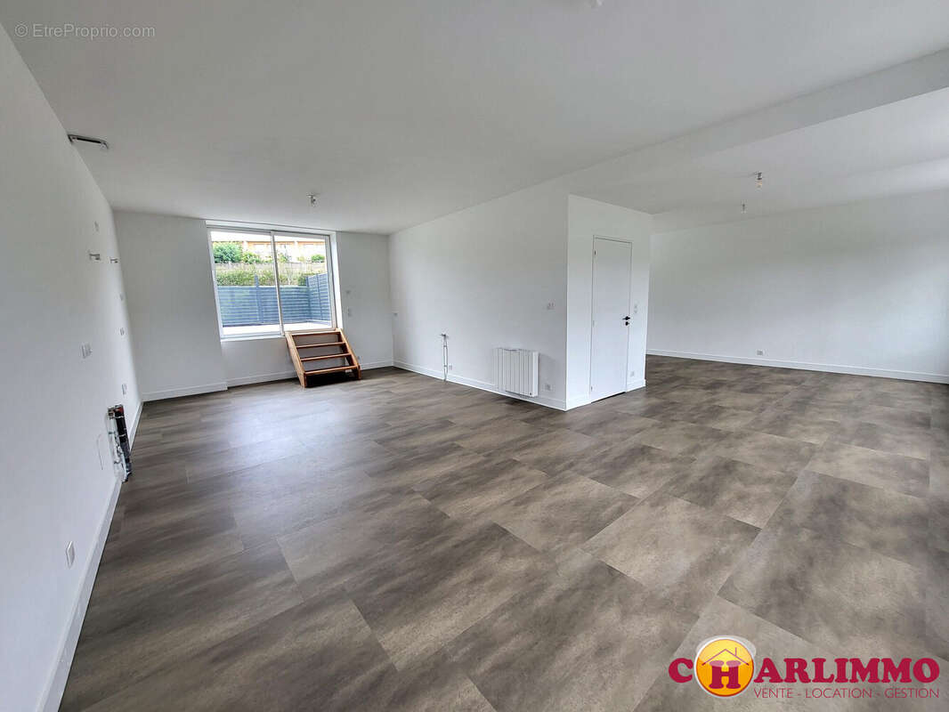 Appartement à SAINT-JUNIEN