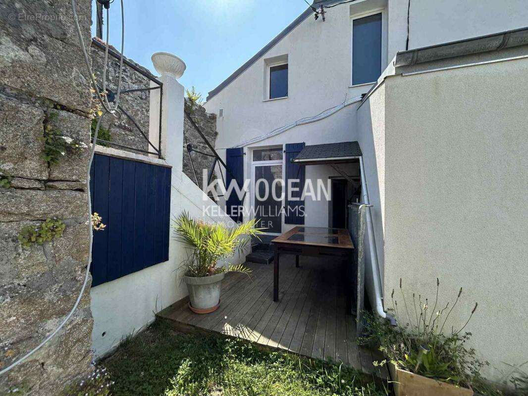 Maison à PLOUHINEC