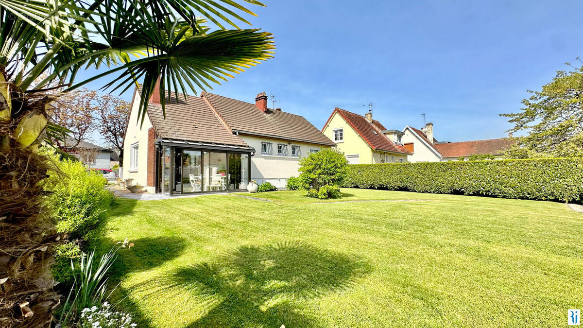 Maison à LE GRAND-QUEVILLY
