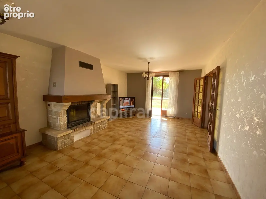 Maison à OIRON