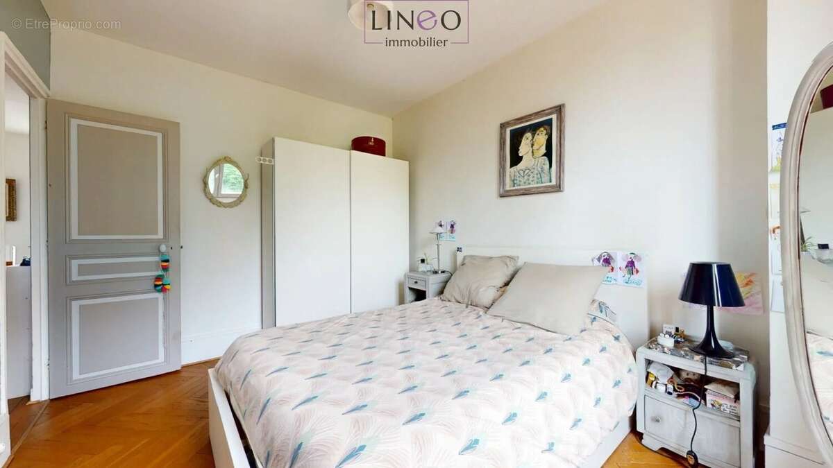 Maison à CHOISY-LE-ROI