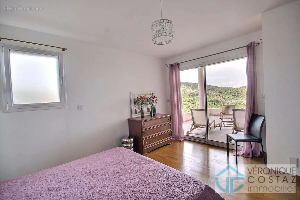 Maison à PORTO-VECCHIO