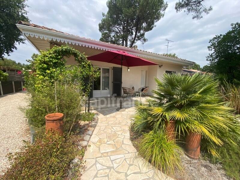 Maison à LACANAU