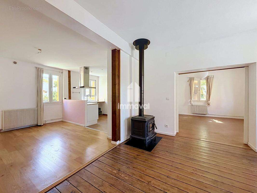 ROBERTSAU - MAISON - 124m² sur 2,73 ares - photo 5