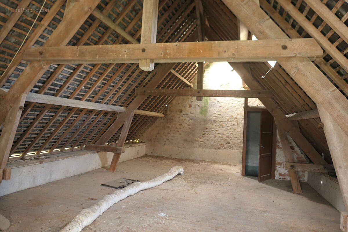 Maison à SAINT-CLEMENT-RANCOUDRAY