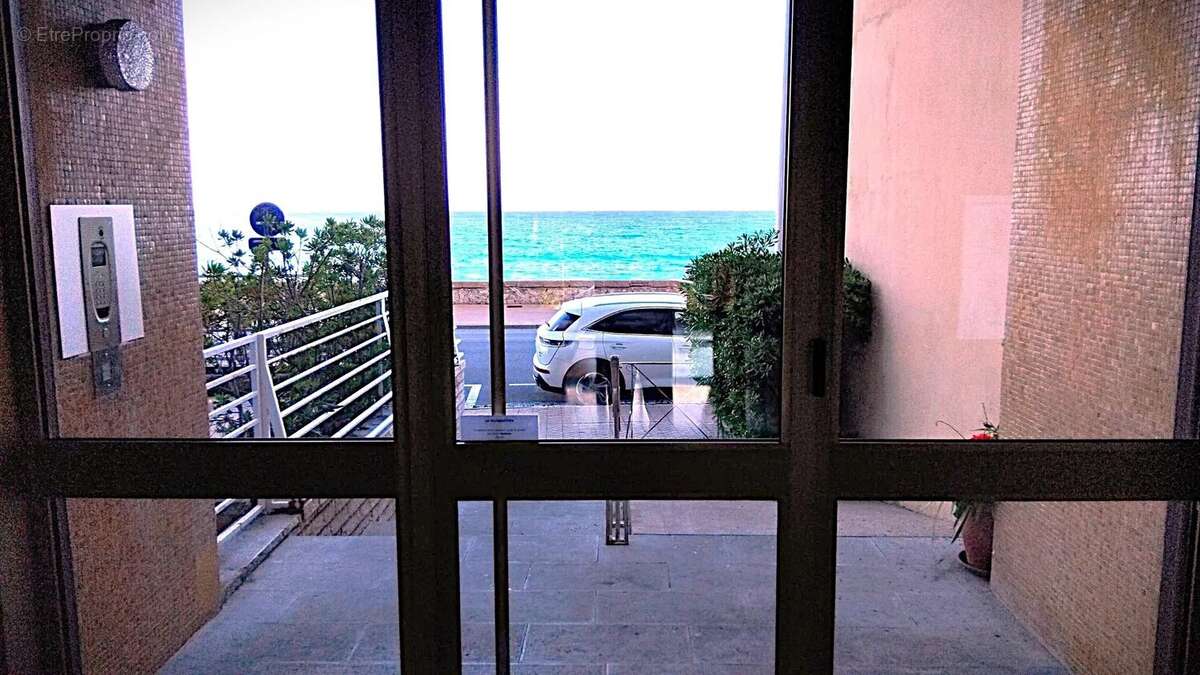 Appartement à MENTON
