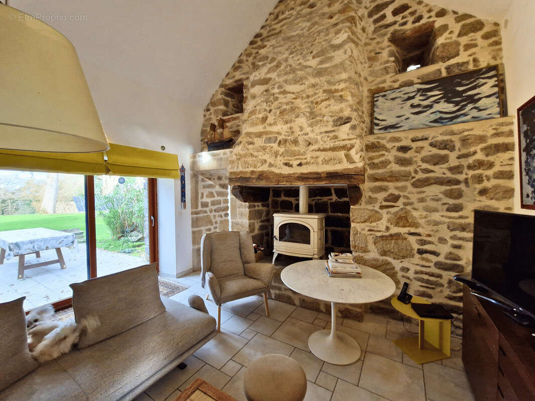 Photo 2 - Maison à POULDERGAT