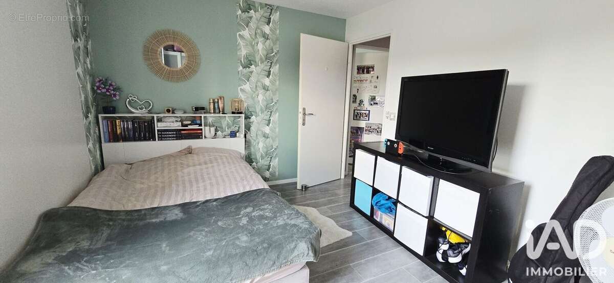 Appartement 88 m² à Magny-Le-Hongre  - photo 9
