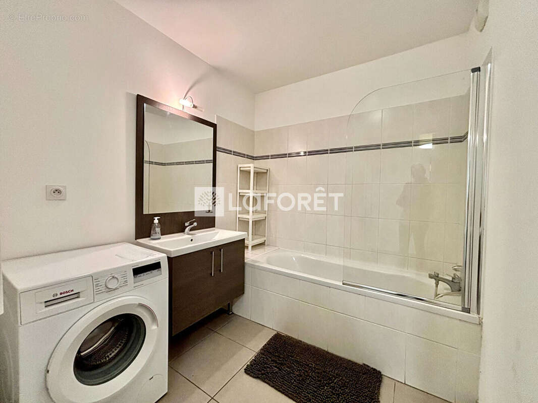 Appartement à MARSEILLE-2E