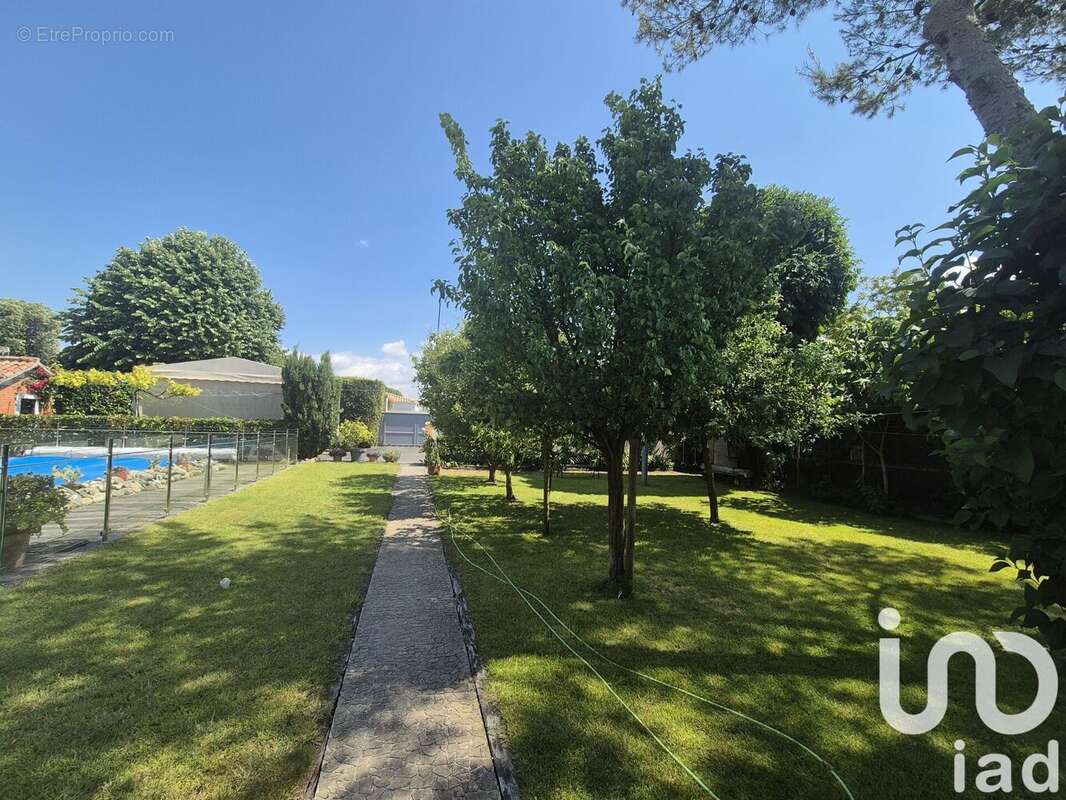 Photo 3 - Maison à BOURGNEUF