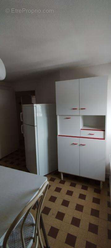 21000 DIJON - Appartement Grand 2 pièces (1 chambre) 34.81 m2 Quartier des Halles + 2 greniers aménageables 30 M² - photo 5