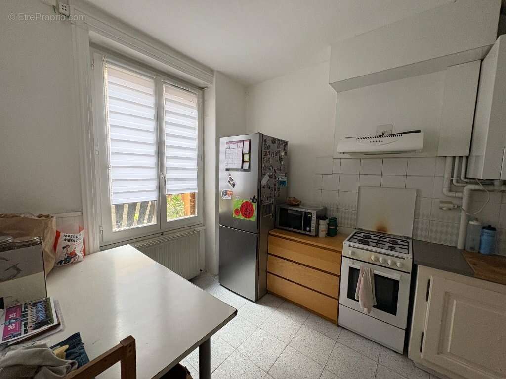 Appartement à SAINT-JUST-SAINT-RAMBERT