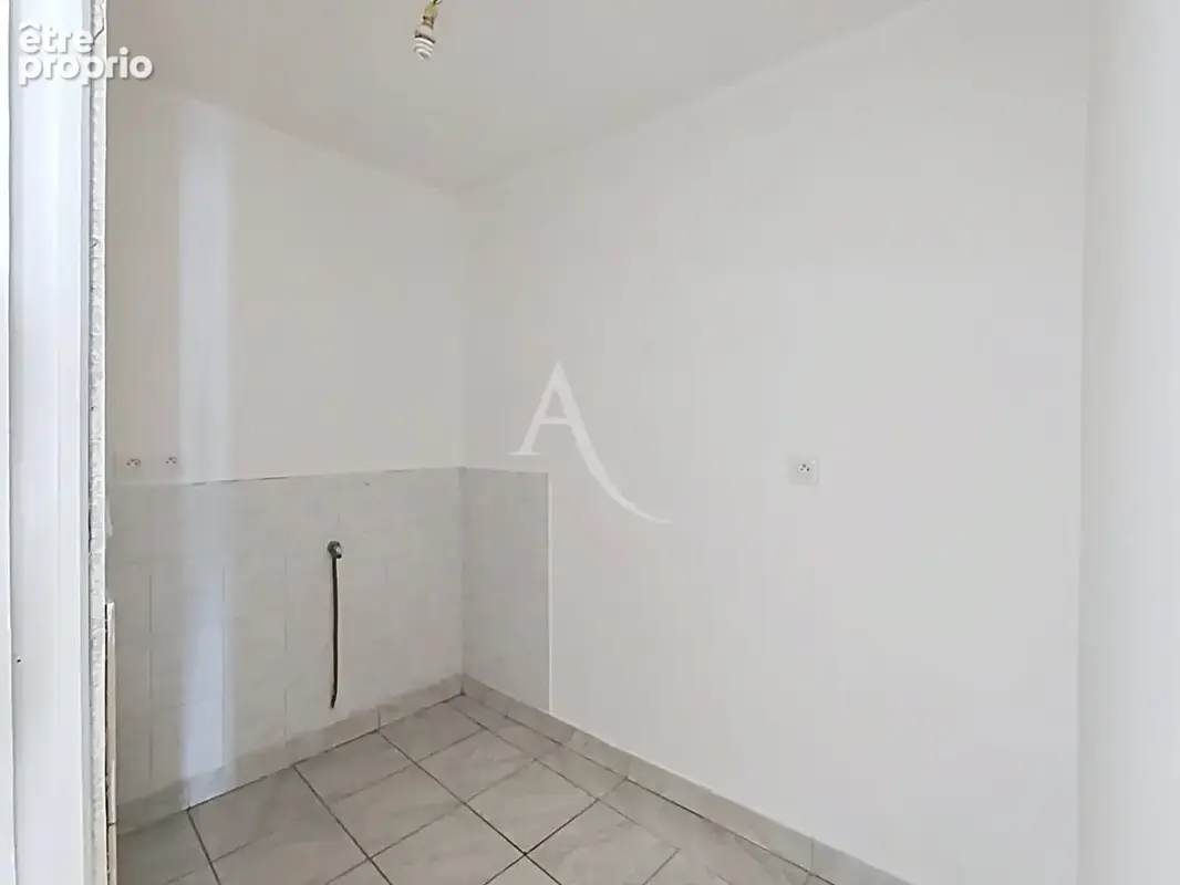 Maison de bourg à Cherré  Idéal premier achat ou investissement ! - photo 9