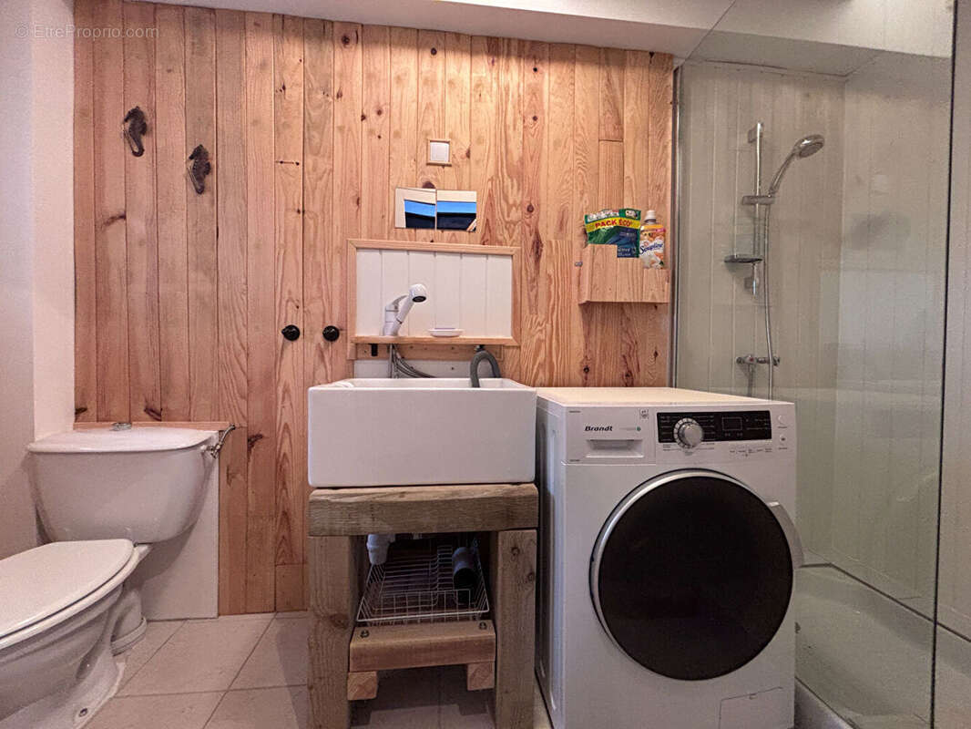 Charmante maison en pierre rénovée avec jardin clos et garage - photo 8