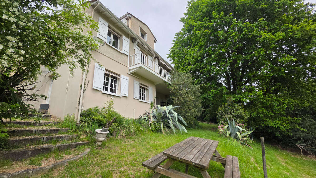 Maison à CASTILLON-LA-BATAILLE