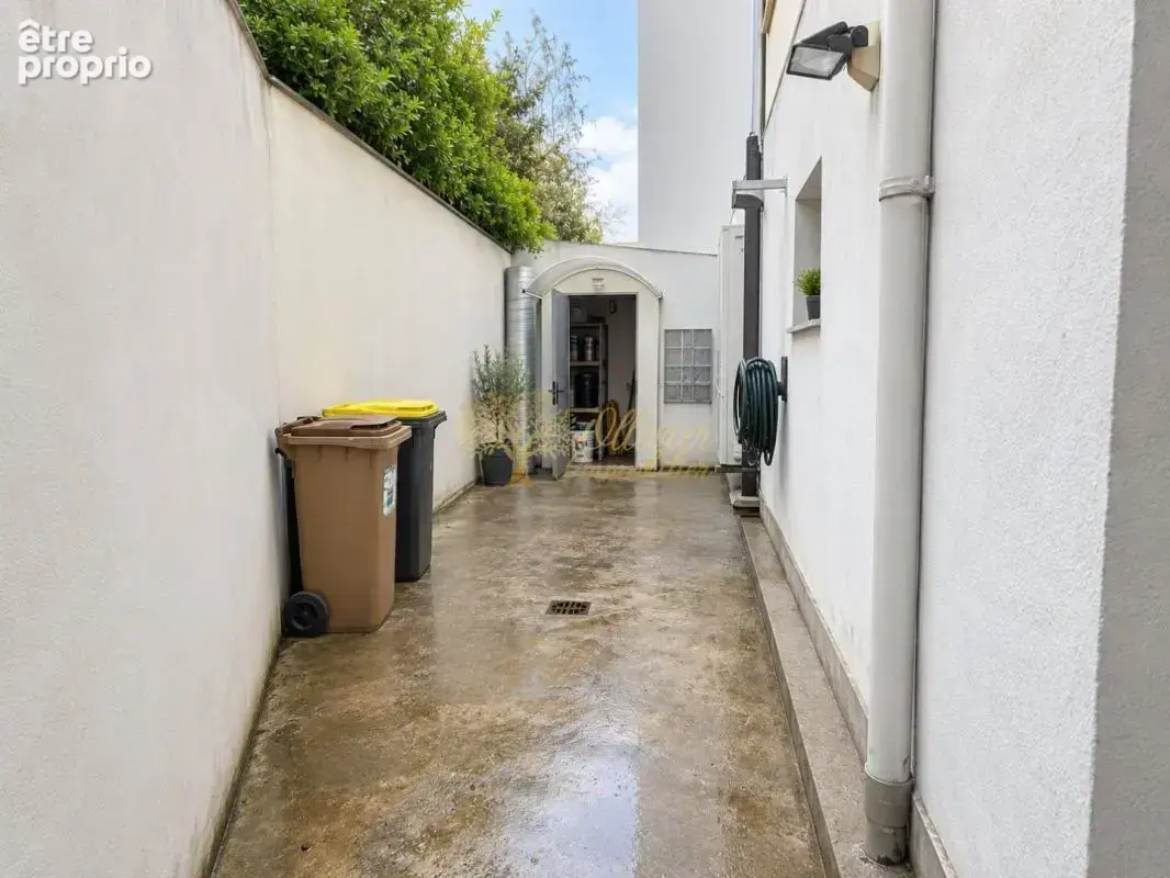 Local commercial avec garage et cour privative – Neuilly Plaisance - limite le Perreux sur Marne - photo 9