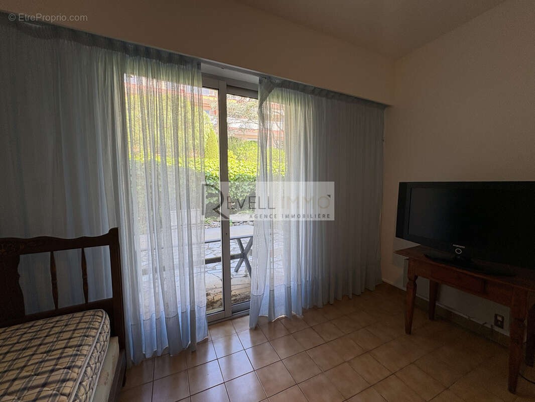 Appartement à VILLENEUVE-LOUBET
