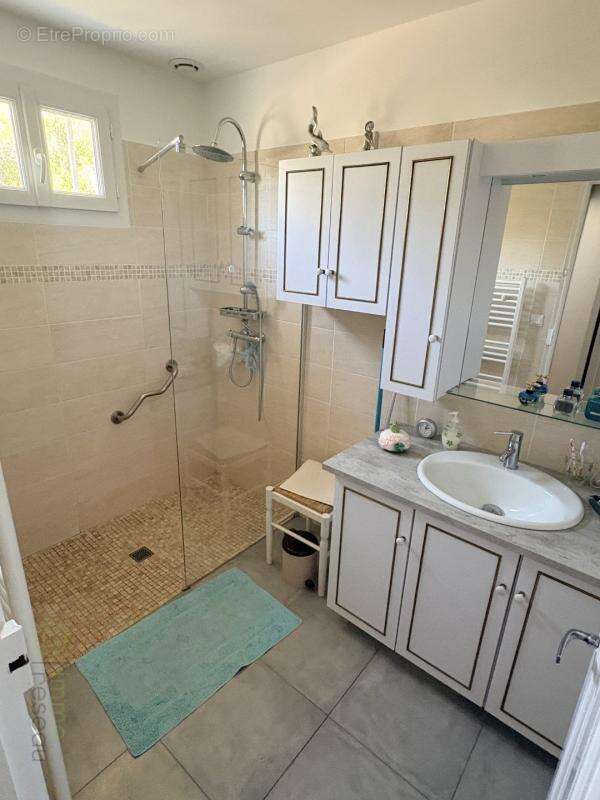 Maison 79 m² à Anet  - photo 6