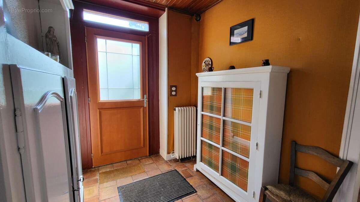 Ancienne fermette : maison  122 m² et grange  420 m² sur parcelle de 3ha environs à la campagne - photo 10