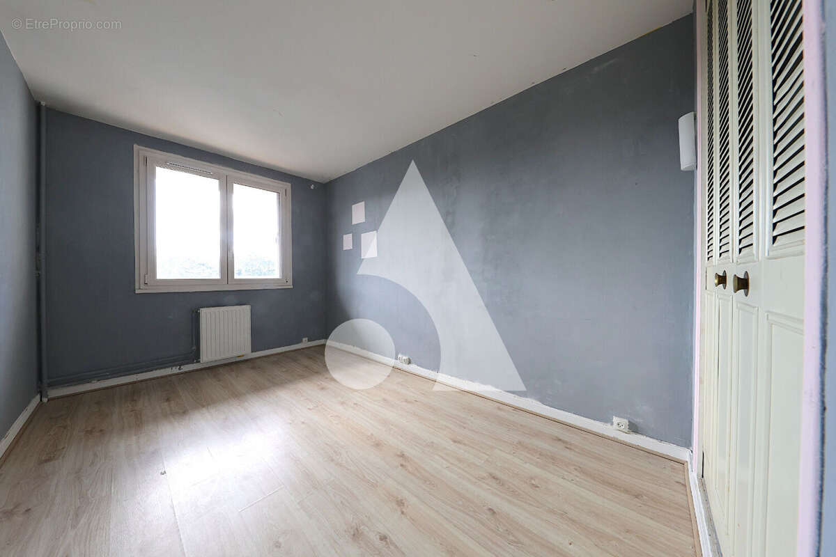 Appartement à CORBEIL-ESSONNES