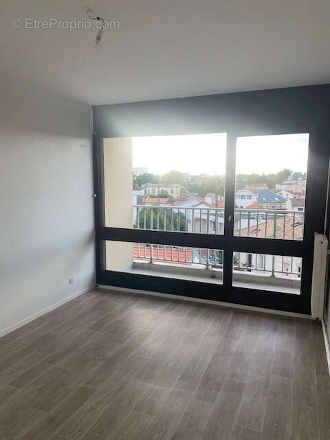 Appartement à LE BOUSCAT