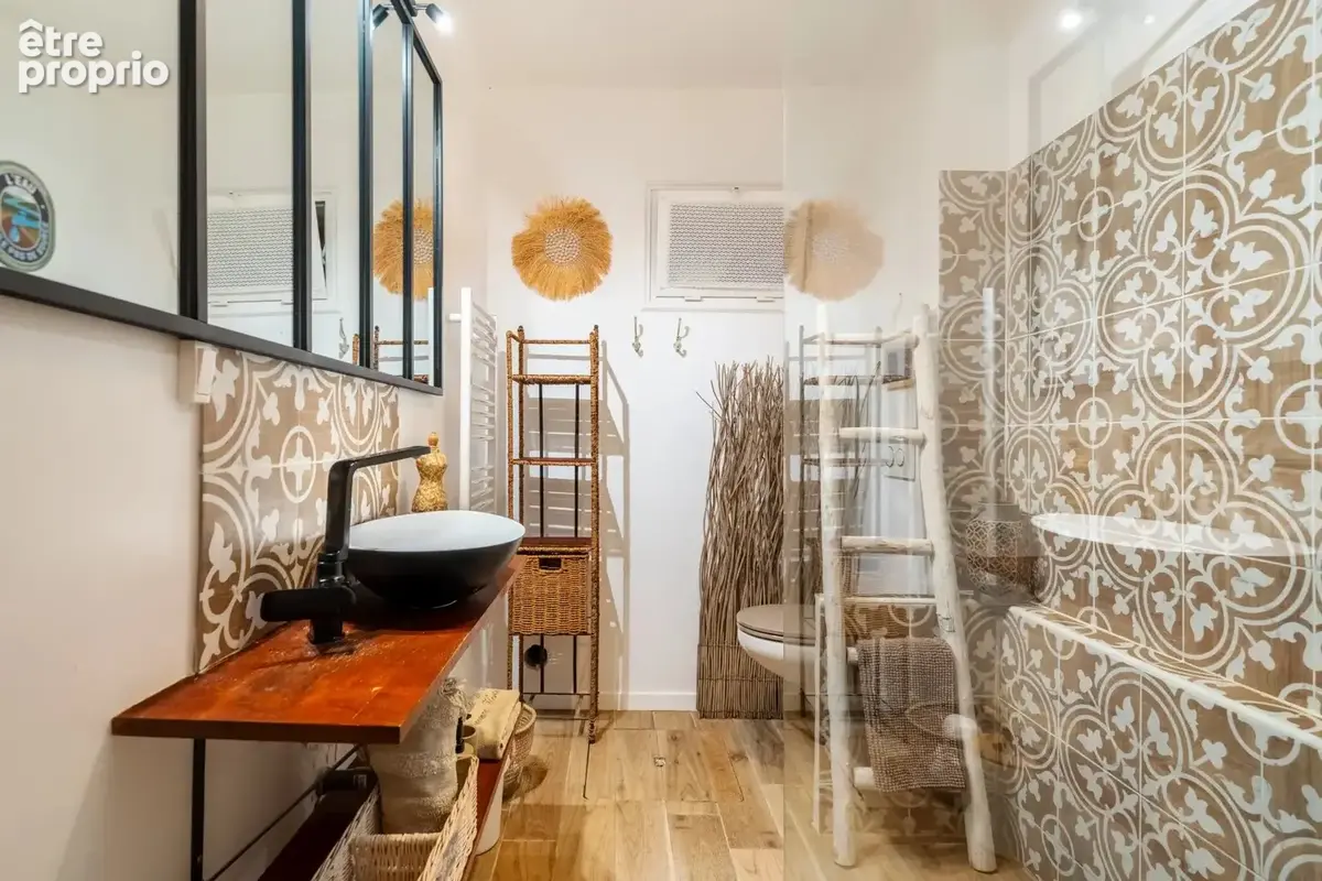 Élégante propriété rénovée au cœur de la nature, avec piscine et dépendance - photo 7