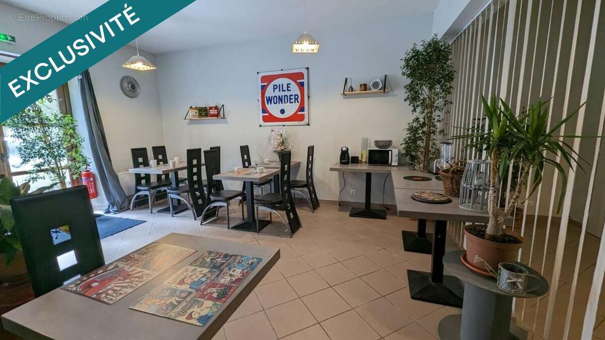 Commerce 1005 m² à Saint-Floret  - photo 3
