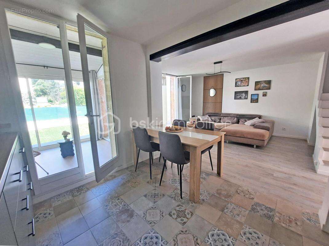 Maison à FAYENCE