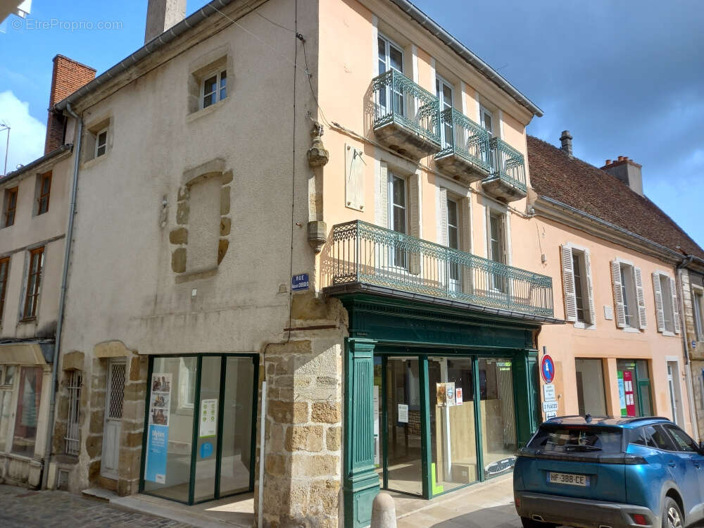 Appartement à ARNAY-LE-DUC