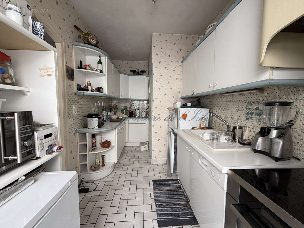Immeuble a créer ou maison de caractère - centre historique - photo 8