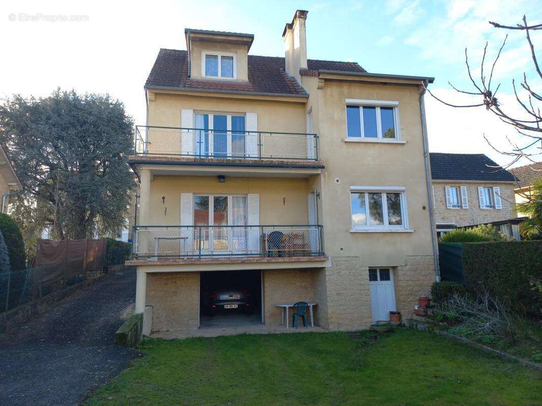 Maison à SARLAT-LA-CANEDA