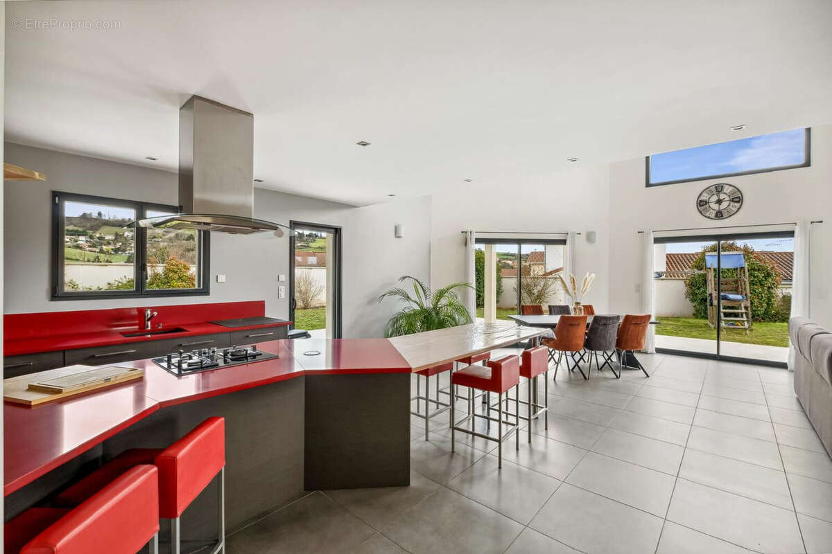 Photo 6 - Maison à LUZINAY