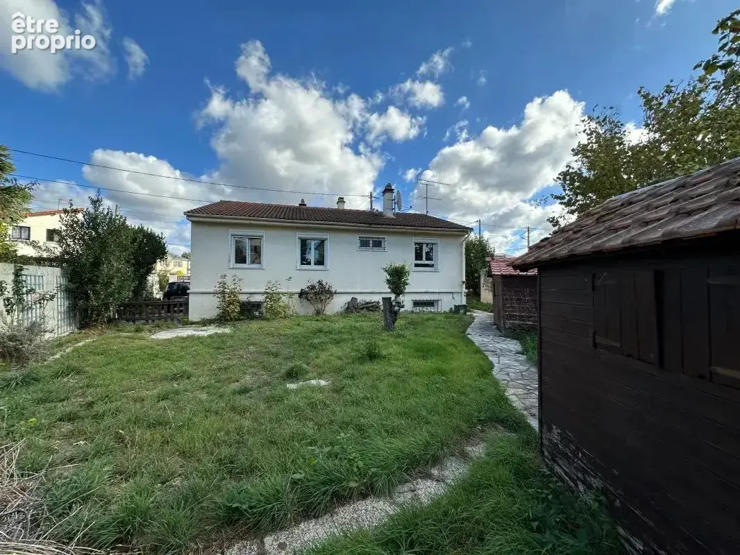 Maison À Vendre - photo 1