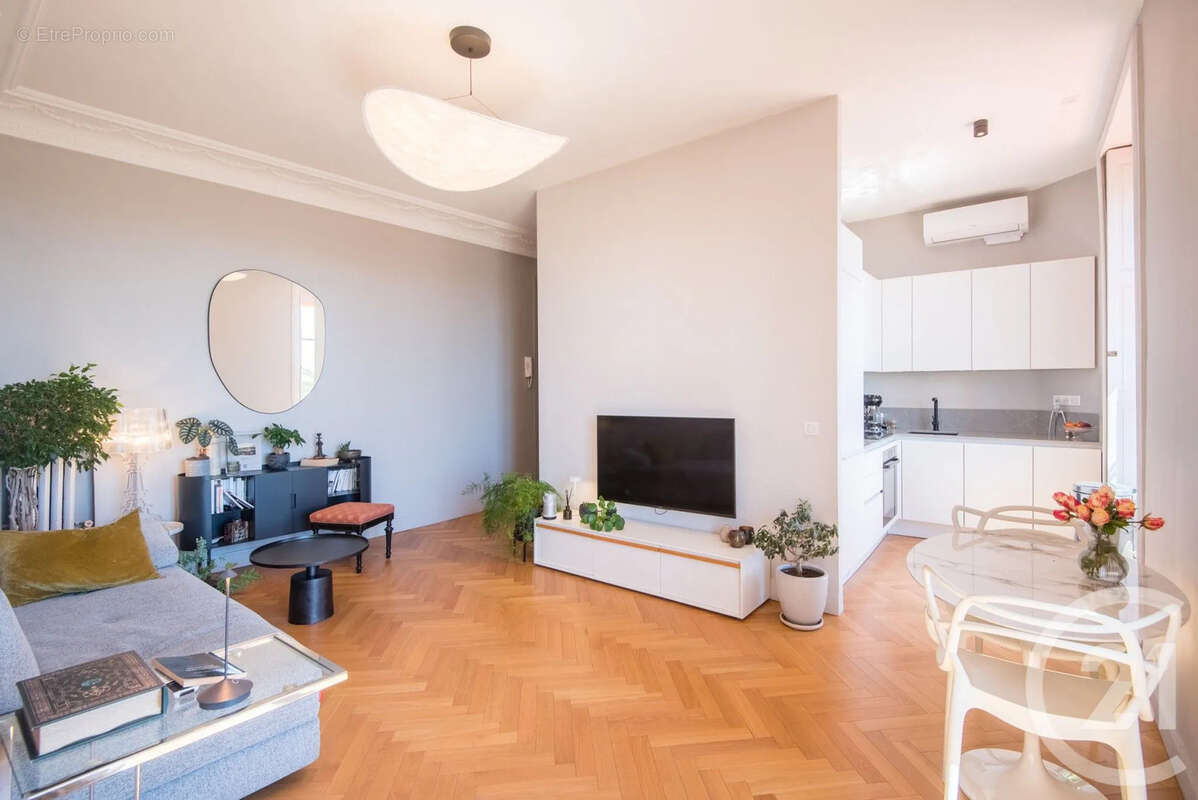 Appartement à NICE