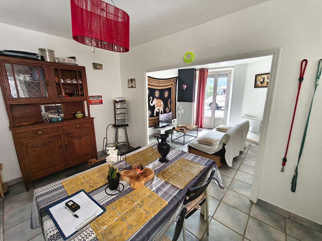 Appartement à SAINT-JEAN-DE-VERGES