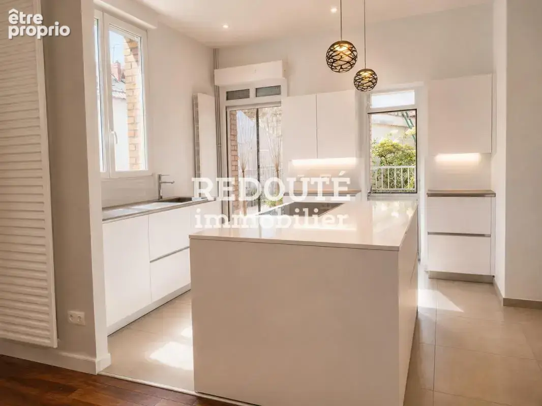 Appartement T3 de 91 m² centre secteur Buirette - photo 2
