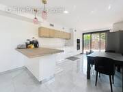 Maison à LE PONT-DE-CLAIX