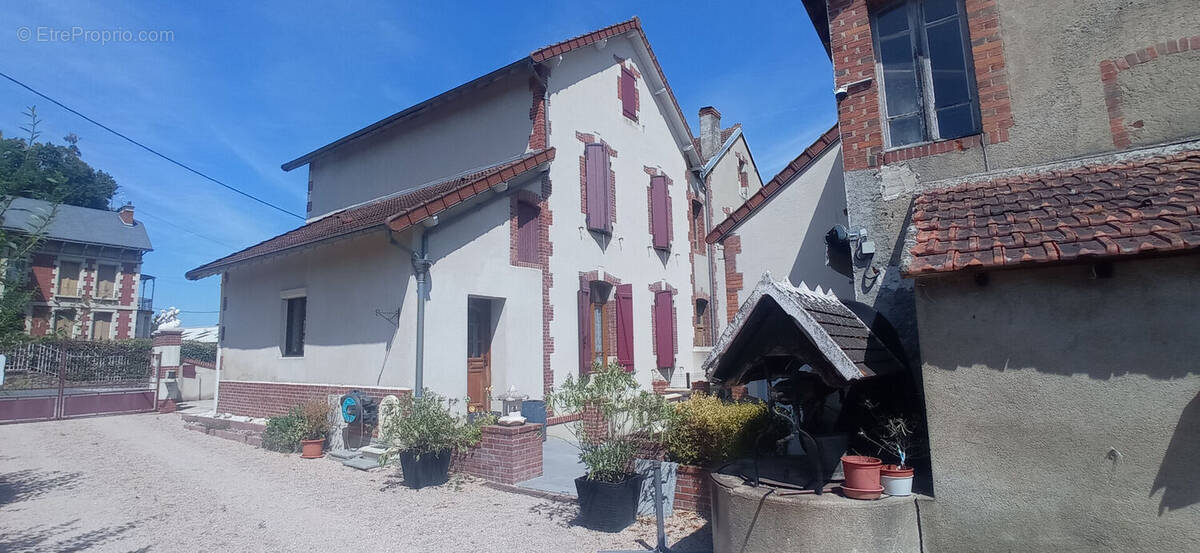 Maison à VAUX