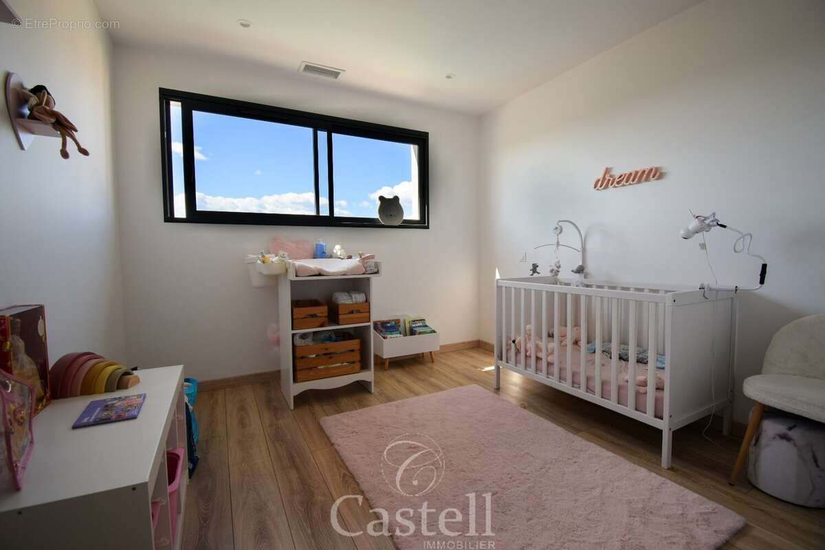 *** superbe contemporaine 4 chambres, garage, piscine *** - photo 9