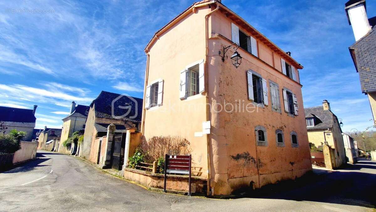 Maison à OSSUN