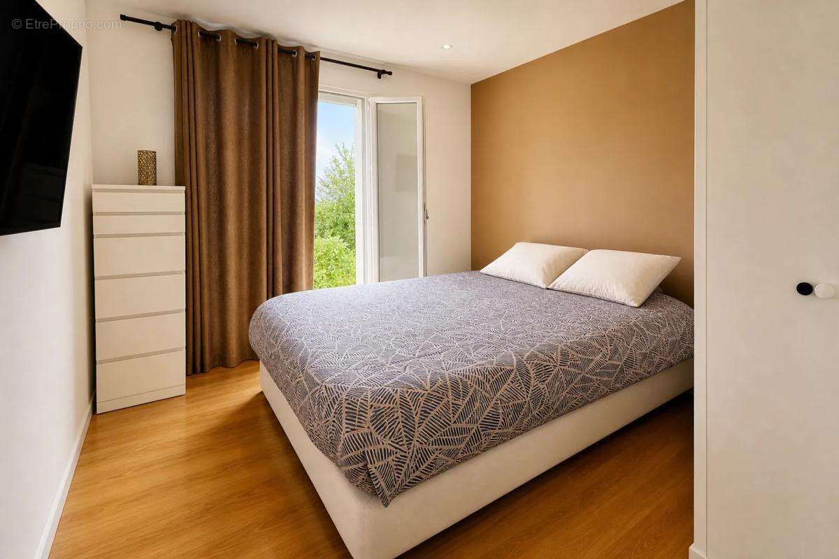 Maison moderne PLAIN PIED de 5 pièces de 110 m² à Crouy-en-Thelle (60) - photo 10